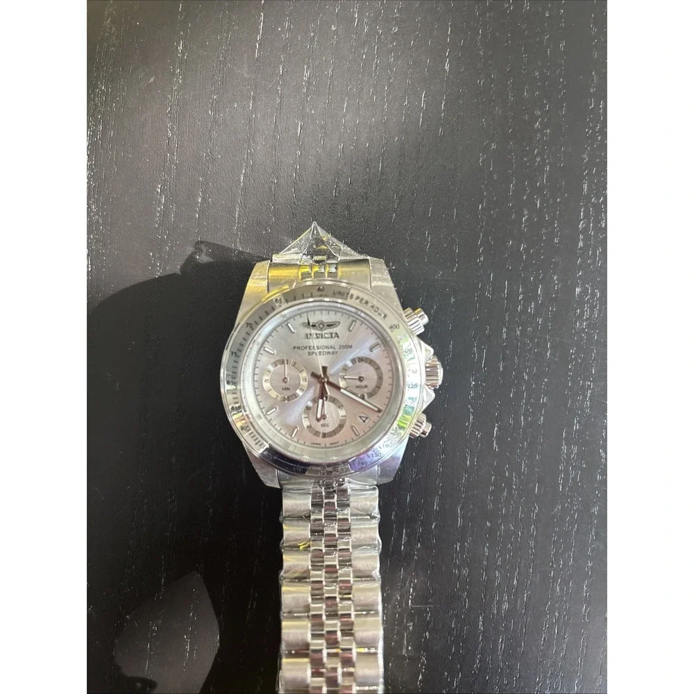 Invicta Speedway 40mm Silver Stainless Steel Case with Silver Stainless Steel...